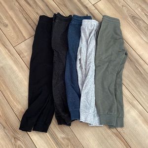 Lot of 5 joggers